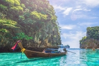 f8.jpg - Full Day Tour of Phi Phi Island by Big Boat from Phuket | https://sabaigobangkok.com