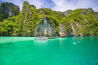 d8.jpg - Phi Phi Island and Bamboo Island Full Day Tour From Phuket | https://sabaigobangkok.com