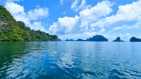 03Stunning-scenery-of-Koh-Panak-Phang-Nga-Bay.jpg - James Bond Island & Phang Nga Bay Tour By Big Boat From Phuket | https://sabaigobangkok.com